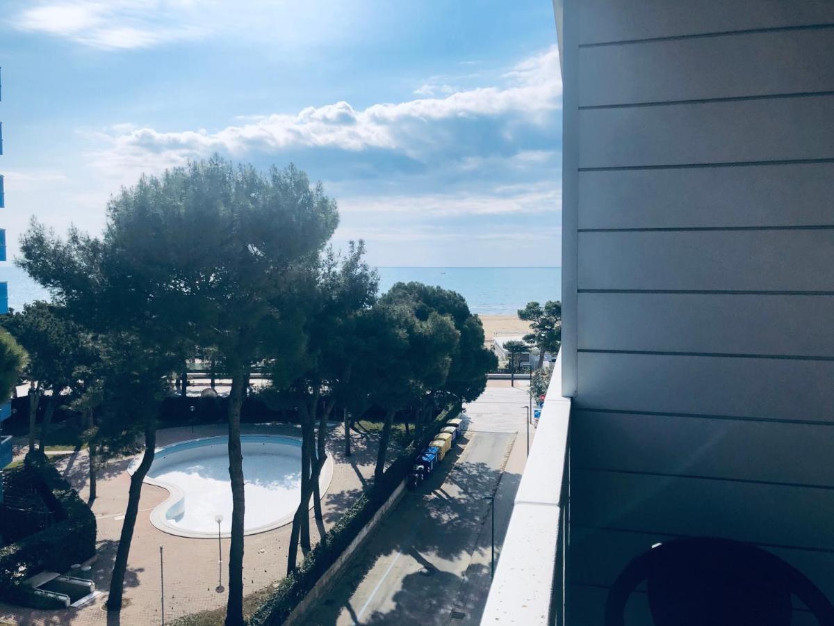Luna 4 - 176 Apartment Lignano Sabbiadoro Bagian luar foto